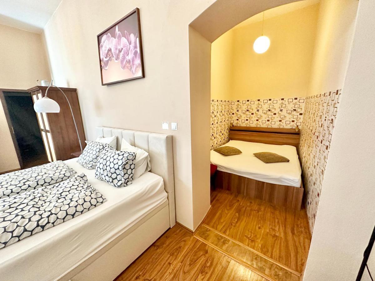 Home Away Main Square Apartment Poprad Exterior foto